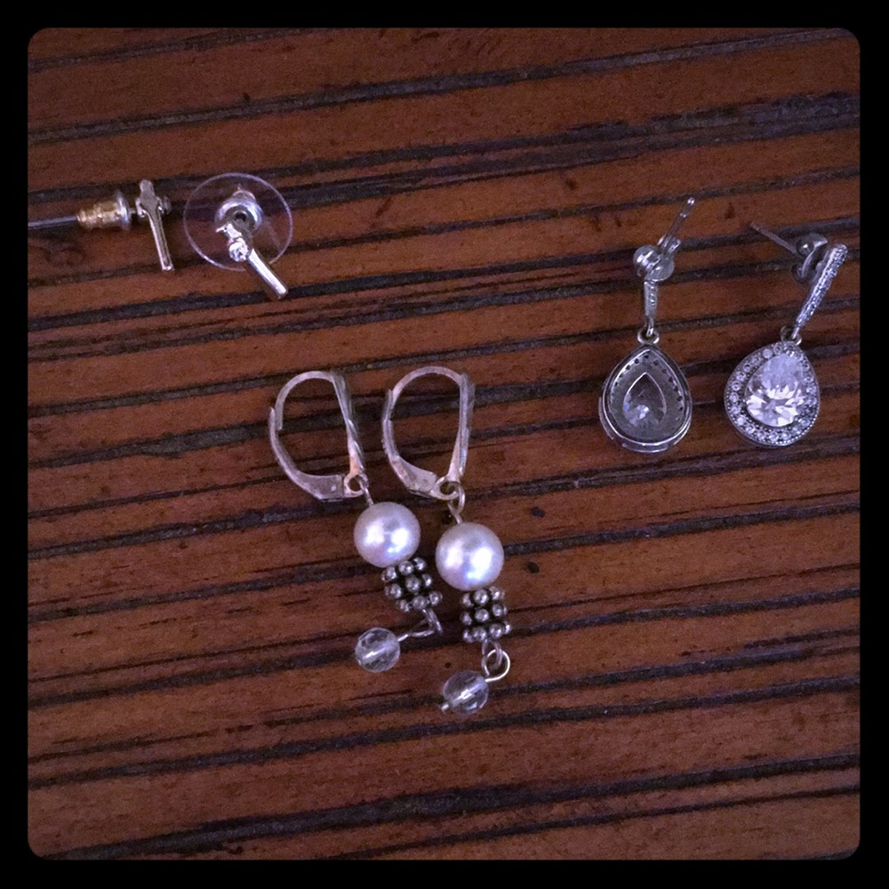 Lot of 3 studs!!